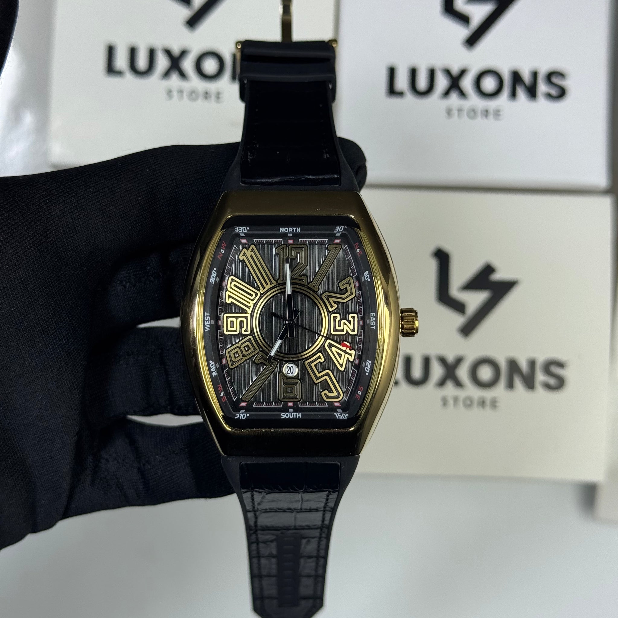 Frank Muller Golden Bezel Black Strap Shine Dail